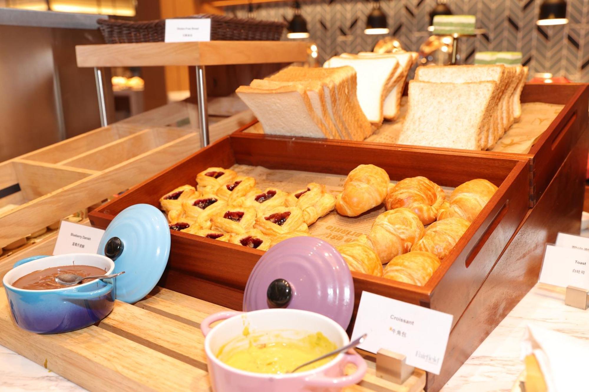 Fairfield By Marriott Guangzhou Konggang Hotel Buitenkant foto